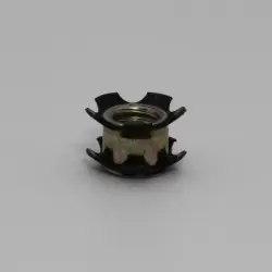 Heavy Duty Tube Connector, 5/8" OD, 18-19 Gauge, 1/4-20 Thread, 0.57" Clip OD